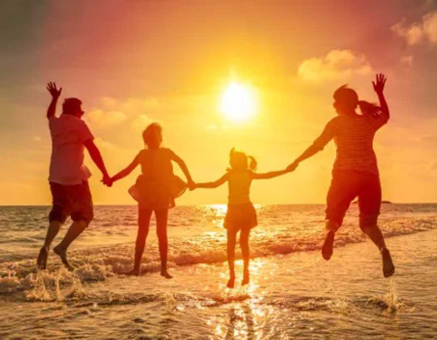 Family reunions and large groups