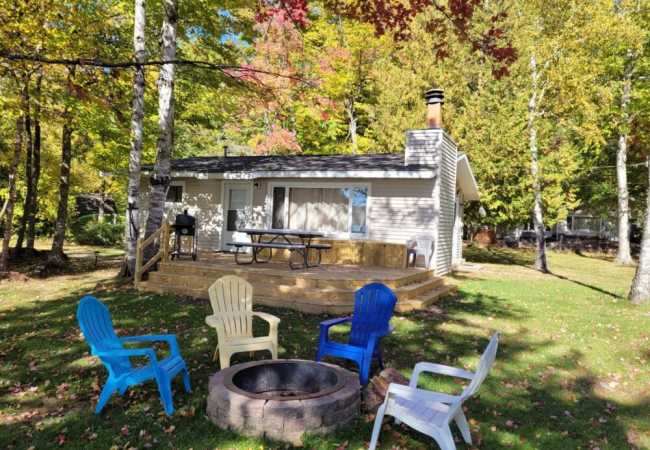 Birch shores resort – the hemlock cottage