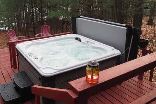 Properties with hot tubs