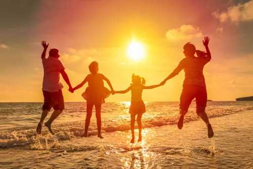 Family reunions and large groups