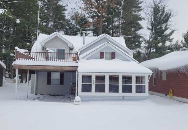 New! The bear lake hideaway – very cute & cozy!