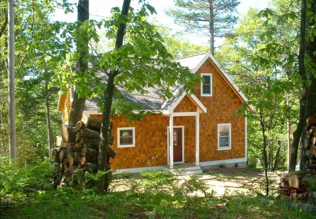 New!  The Landing – Kayaks and Sandy Waterfront!