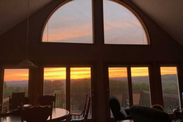The hilltop retreat – peaceful with great views!